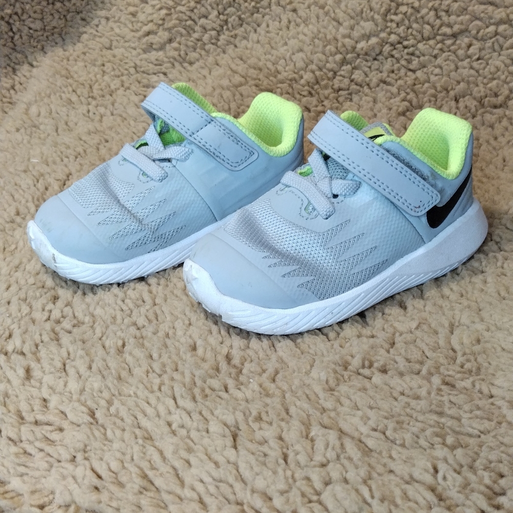 Nike Star Runner (SOLD)